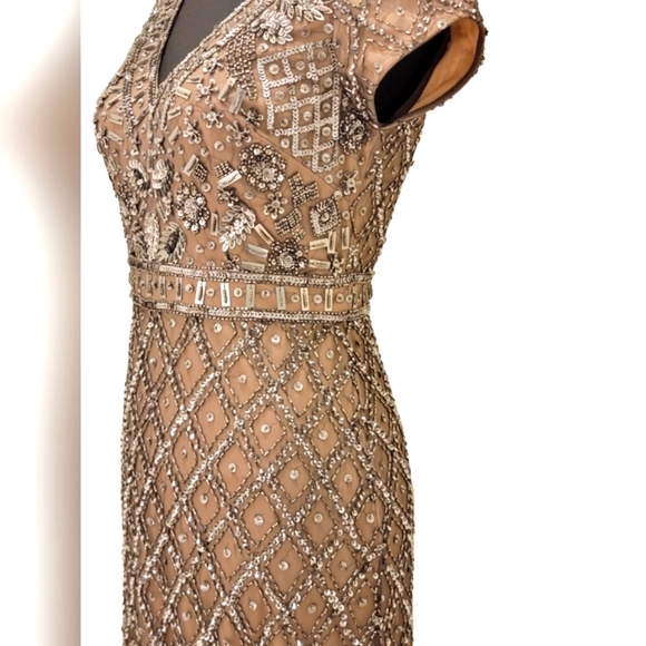 Adrianna Papell Embroidery Sequins Beaded Evening Wedding or Prom Gown - Picture 6 of 16